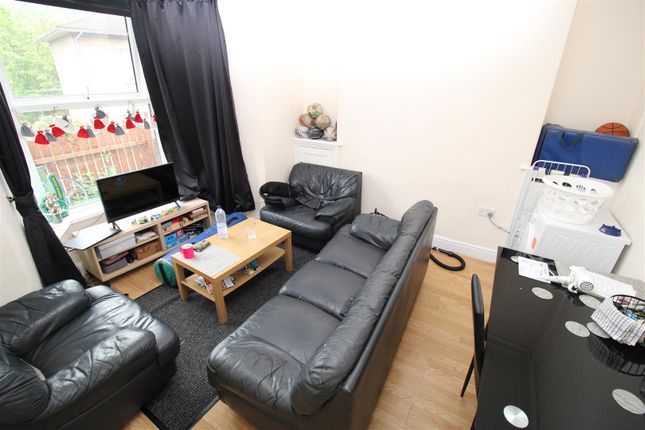 Terraced house to rent in Wood Road, Treforest, Pontypridd