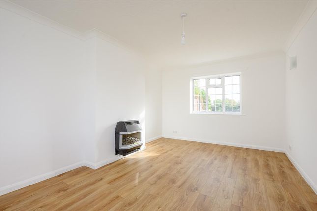 3, Long Ridge Lane, York photo 2