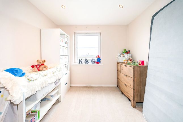 2 Bed Flat For Sale In Waterloo Quay Waterloo Road Liverpool L3