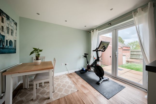 28, Boehm Drive, Alcester photo 3