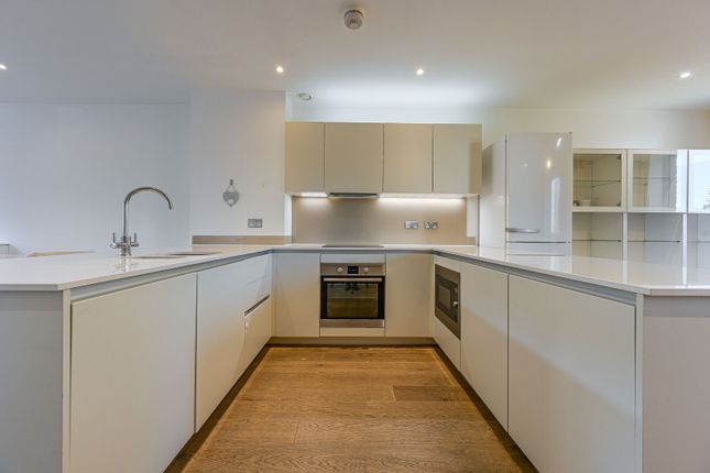 Ottley Drive, Kidbrooke photo 4