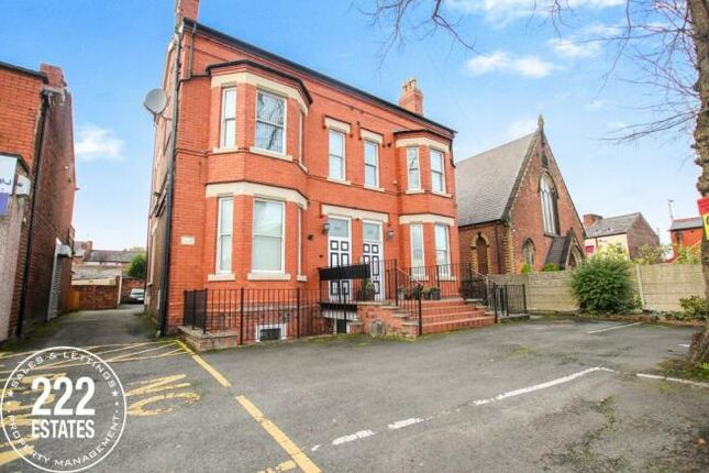 Flat to rent in High Street, Golborne, Warrington