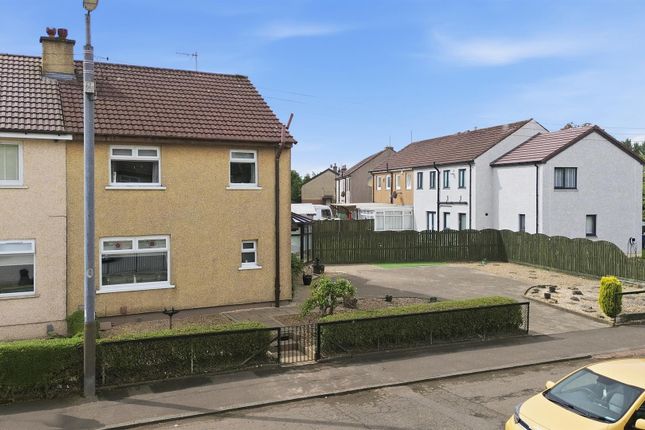 2, Strauss Avenue, Clydebank photo 3