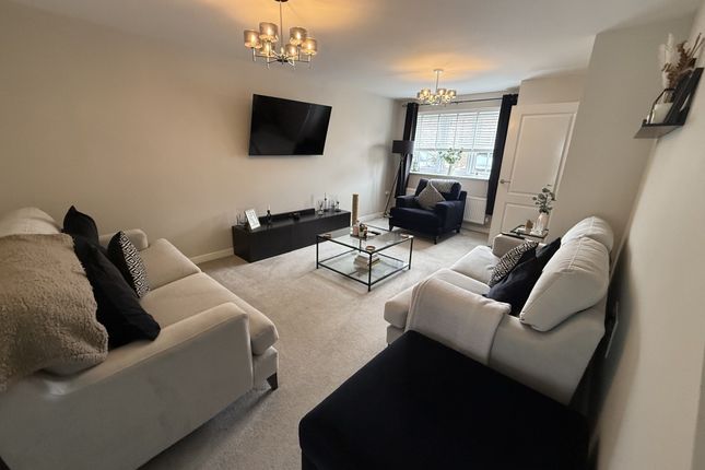 22 Burgess Avenue, Goole photo 2