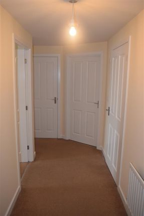 32, Mayflower Court, Highbridge photo 3