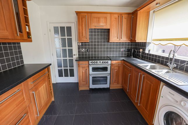10 Lawnswood Drive, Morecambe photo 4