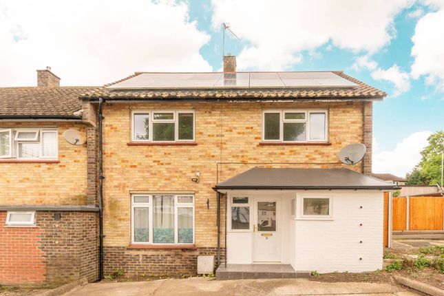 Thumbnail Semi-detached house to rent in Ivydene Close, Sutton