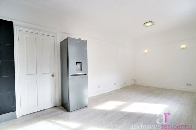 50, Lea Road, Middlesex photo 4