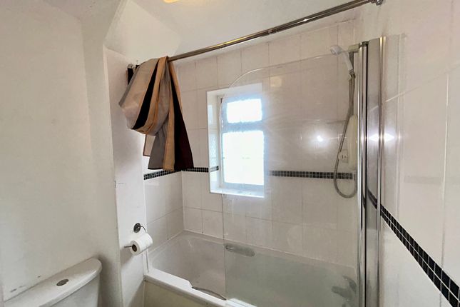 10, Cleveland Gardens, BURGESS HILL photo 5