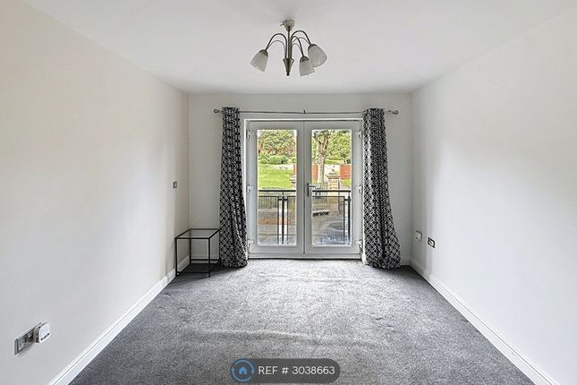 Apartment, Palace Court Wardle St, Stoke-On-Trent photo 3