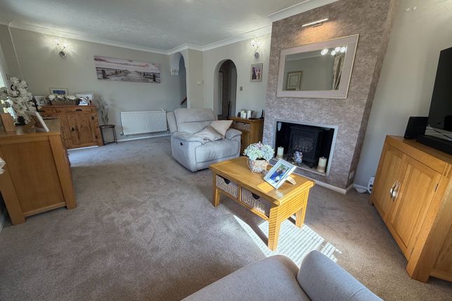 13, Anderson Road, Shenley photo 2