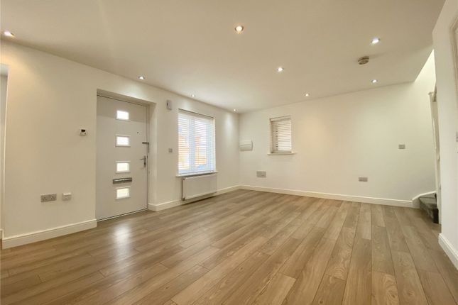 2, Grant Mews, Cambridgeshire photo 3