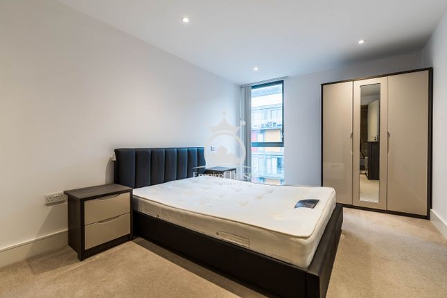 Flat to rent in Metro Apartments, Central Square, High Road, Wembley, London, Wembley