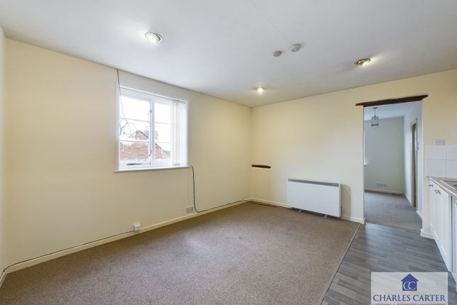 Flat, Tewkesbury photo 2
