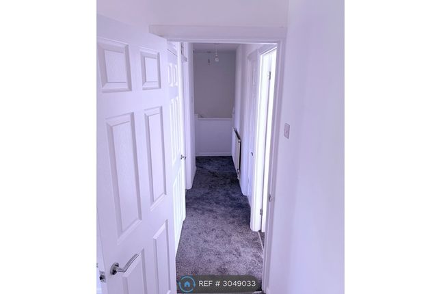 Ashdown Walk, Collier Row, Romford photo 5