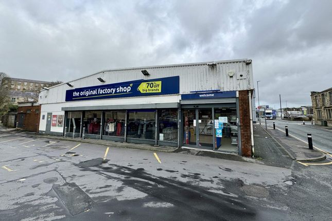 Retail premises to let in 7 Sowerby Street, Padiham