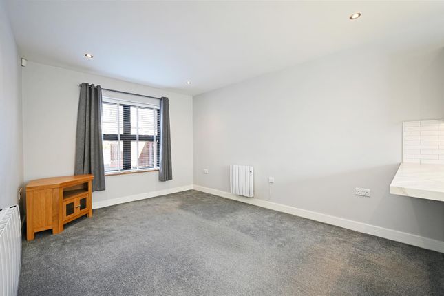 Apartment 1, Creevela Works, 54 Parsonage Crescent, Sheffield photo 4