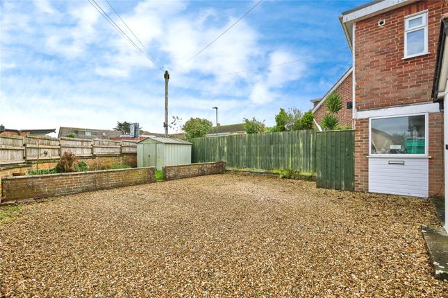 10, Beech Road, Isle of Wight photo 2