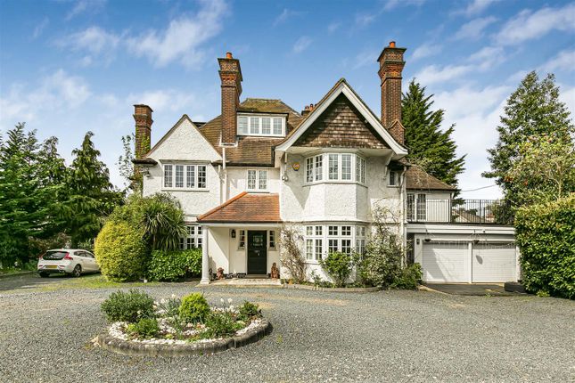 Thumbnail Detached house for sale in Watford Road, Radlett