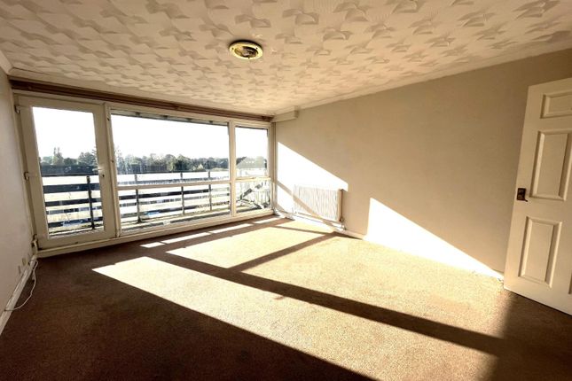 24 Ashling House,, Chidham Walk, Havant photo 3