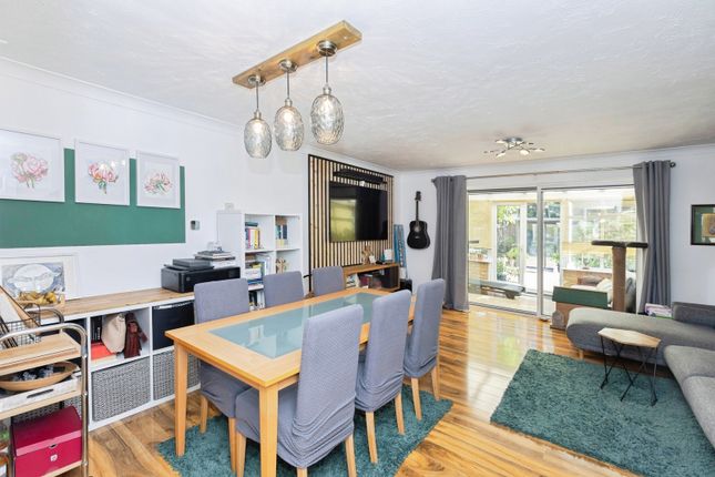 22, Keel Close, London photo 3