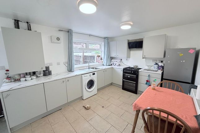 205, Nottingham photo 2