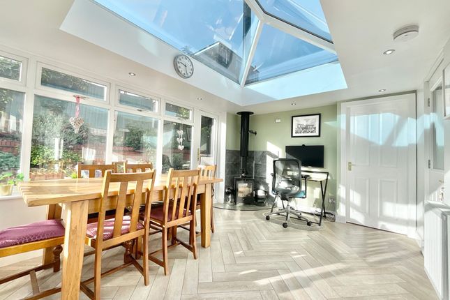 11, Spring Hollow, Eccleshall, ST21 photo 3