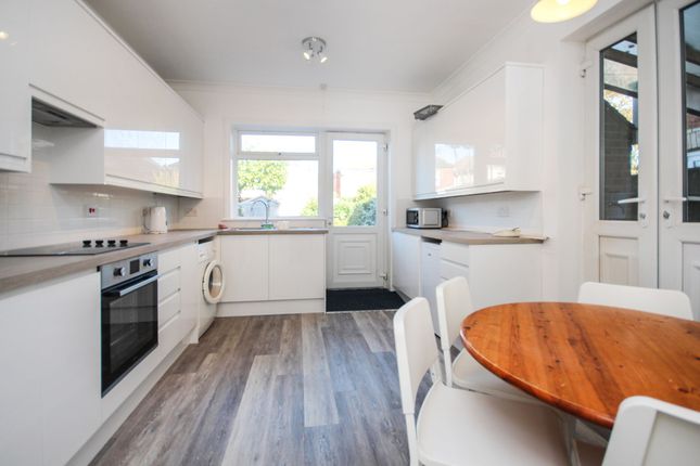 5-bed house on 66 Nortoft Road, Bournemouth, £2,800/mo