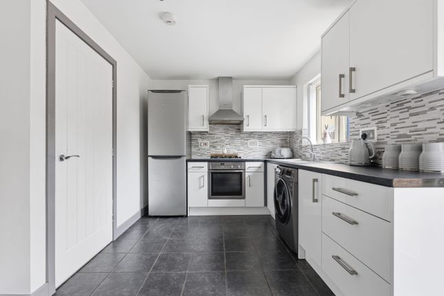 9, Parkin Court, Rotherham photo 4