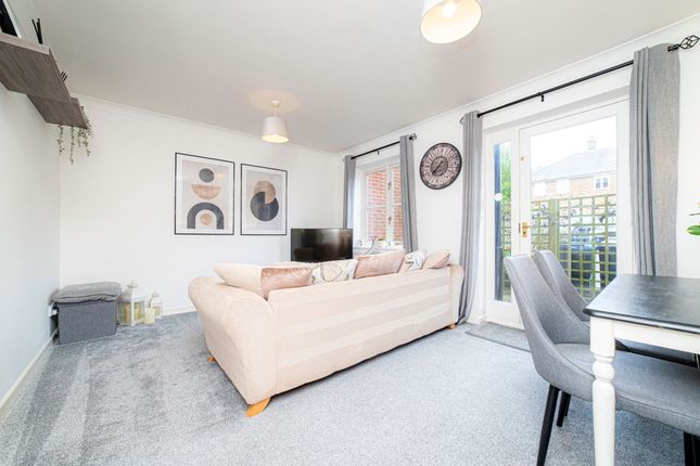 Thumbnail Flat for sale in Orient Place, Canterbury