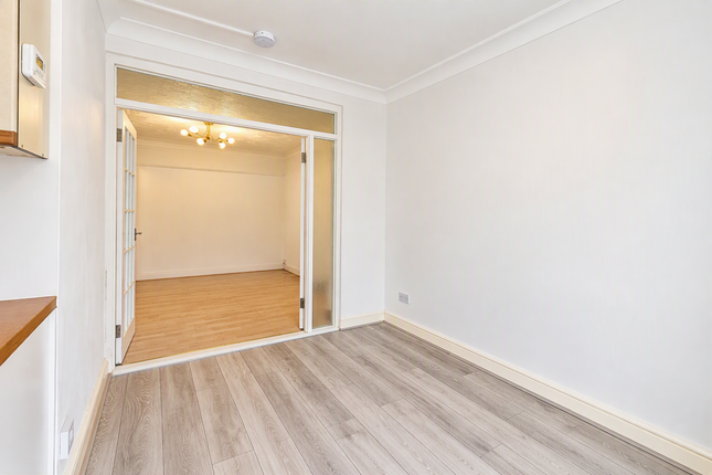 67A Standard Road, Rear Garden Floor, Hounslow photo 4