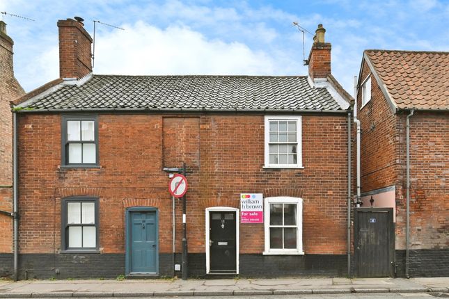 Thumbnail Semi-detached house for sale in Lower Olland Street, Bungay
