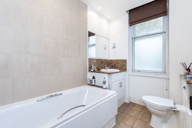 9, 27A, Nevern Mansions, London photo 4