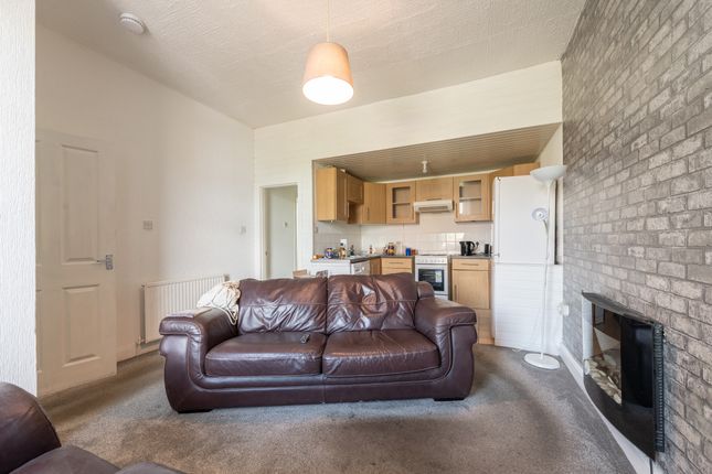 2, Viewforth Square, Leven photo 2