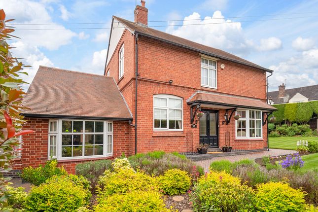 Thumbnail Detached house for sale in South Street Atherstone, Warwickshire