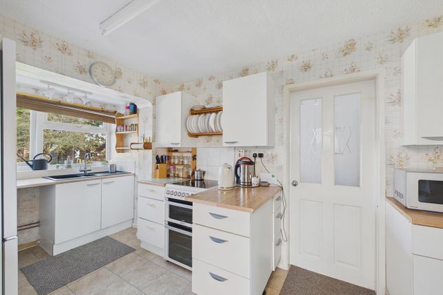 St Merryn, 22, Churchill Drive, Malvern photo 3