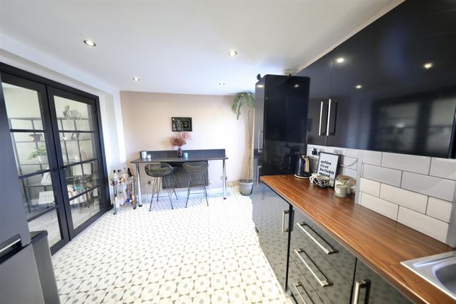 Terraced house for sale in Welwyn Park Drive, Hull