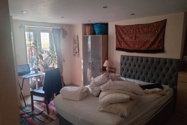 17, Burford Road, Manchester photo 2