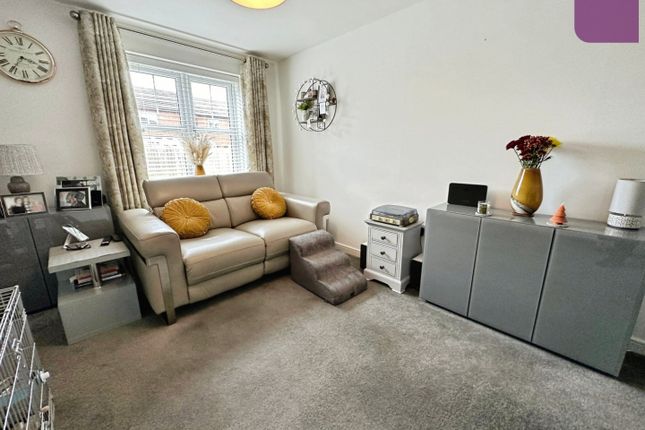 25, Woodyatt Way, Lymm photo 3