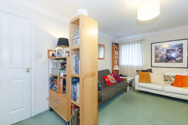 Flat for sale in Bennett Crescent, Cowley, Oxford