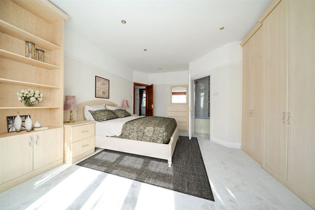 76, Kings Avenue, Bromley photo 5