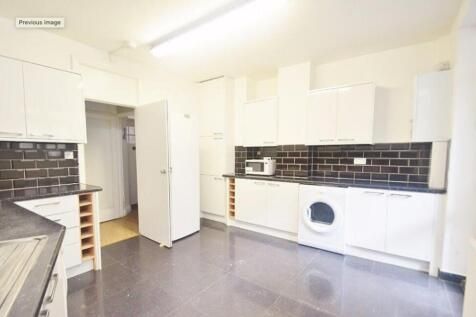 4 Bedroom Flat For Rent
