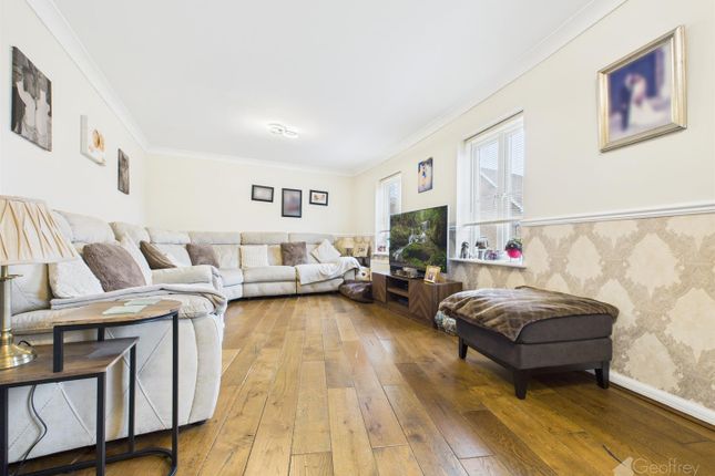 1, Cheviot Way, Great Ashby, Stevenage photo 2