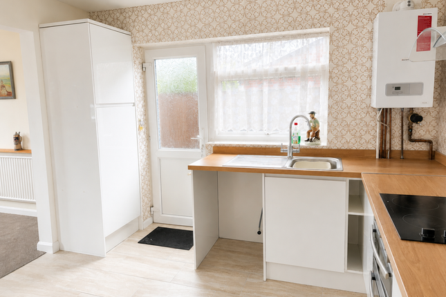 47 Malting Lane, Donington photo 2