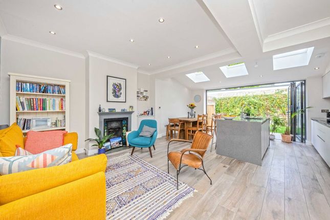 73, Somerset Road, Teddington photo 3