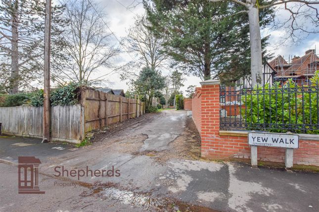 Semi-detached house for sale in Yew Walk, Hoddesdon