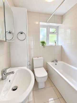 48, FARNDALE AVENUE, LONDON photo 5