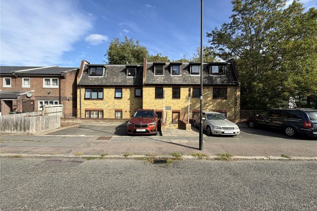 Flat F, Loveridge House, 8, Hawke Road, London photo 5