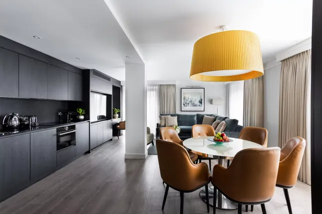 3-bed flat on Basil Street, London, £46,000/mo