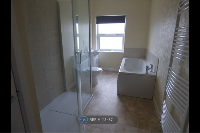 Bearwood Hill Road, Winshill, Burton-On-Trent photo 3